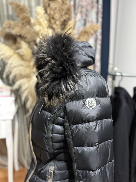 Milestone яке с гъши пух и естествен косъм