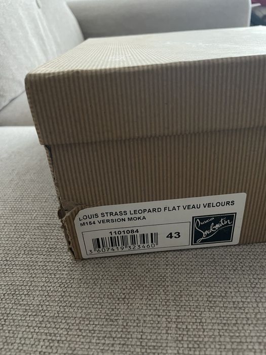 Louboutin negri cu tepi