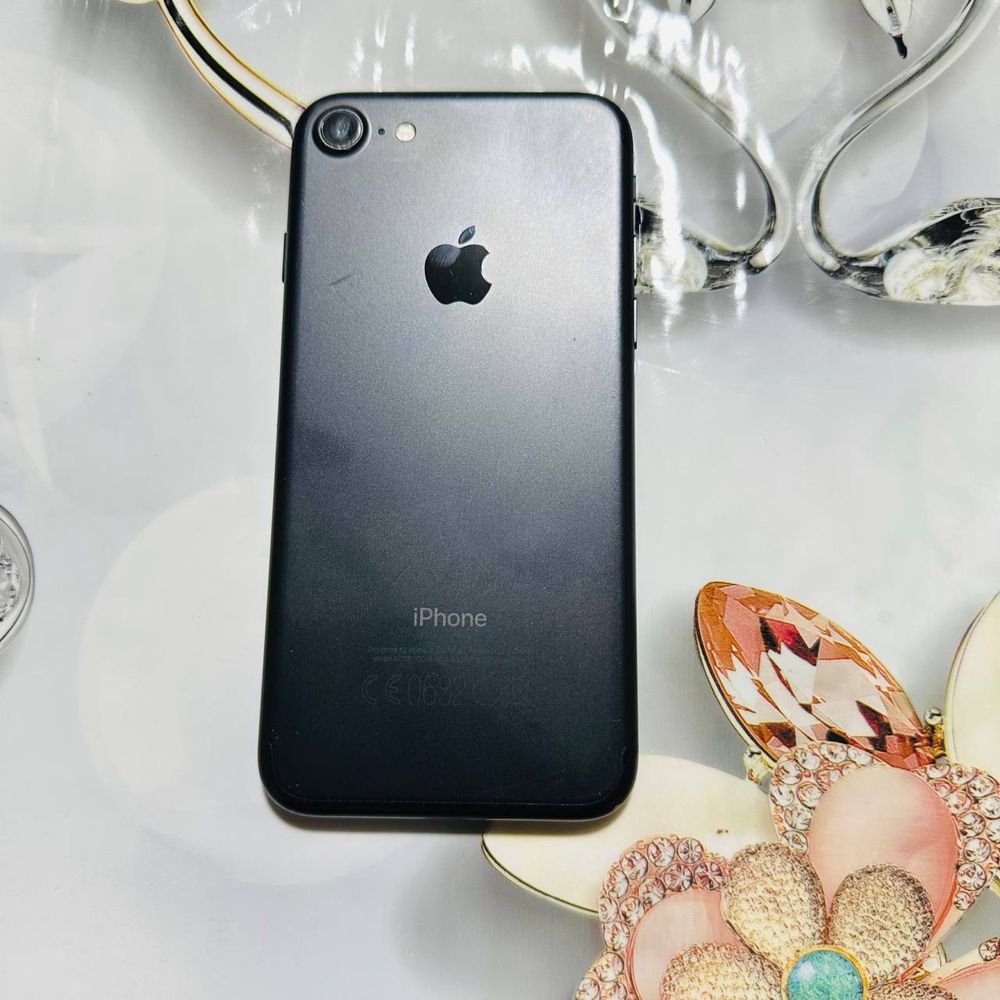 iphone 7 128gb Mad black