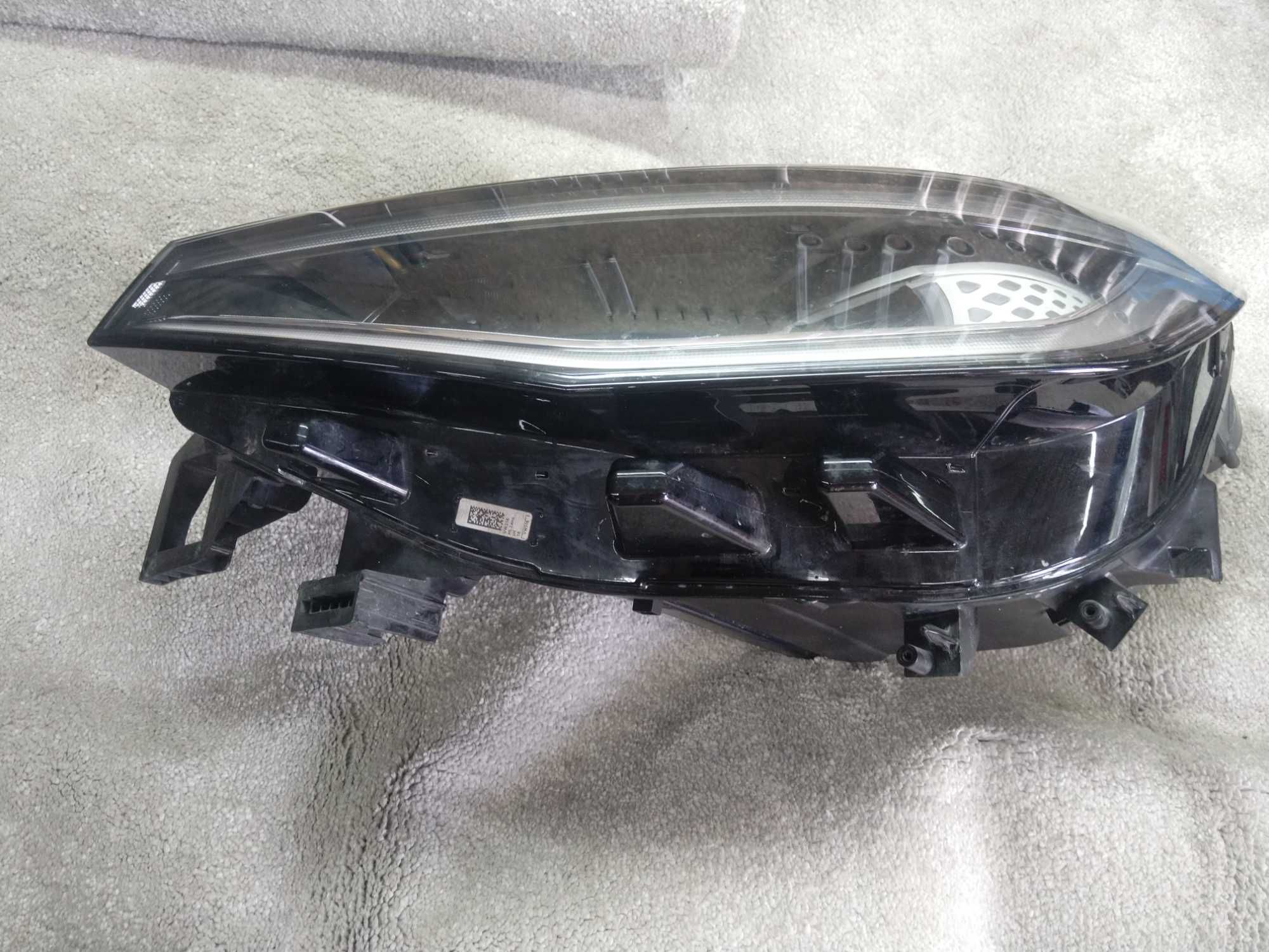 Ляв фар VW ID4 ID5 2023 година.
