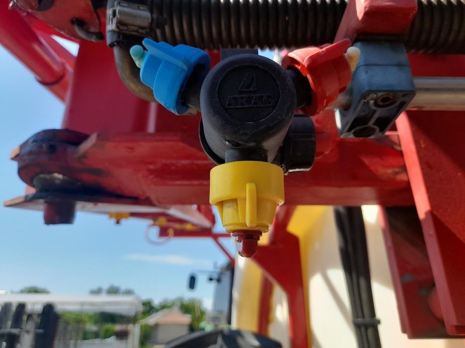 Vand instalatie de erbicidat sprayer Hardi
