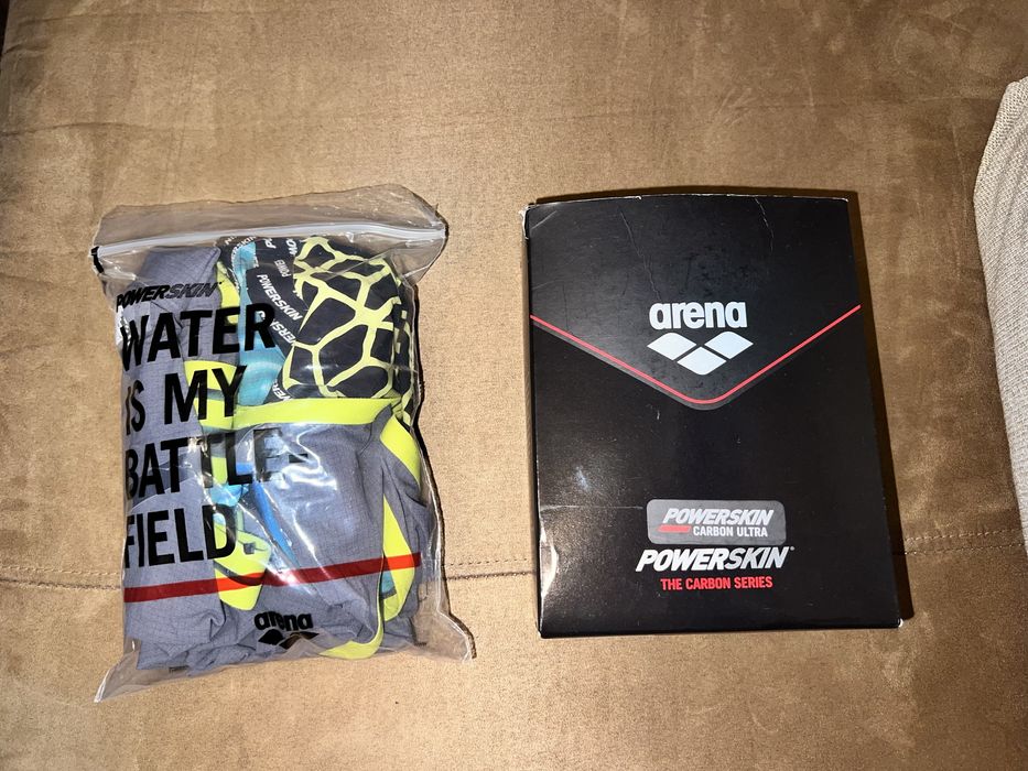 Arena Powerskin Carbon ultra - номер 32