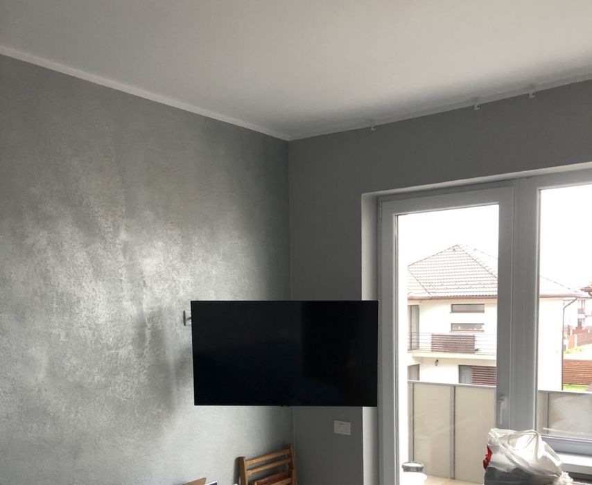 Montaj supert tv. Montez suport tv perete