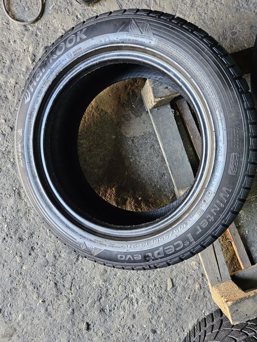 4 anvelope iarna 205 55 16 Hankook Runflat