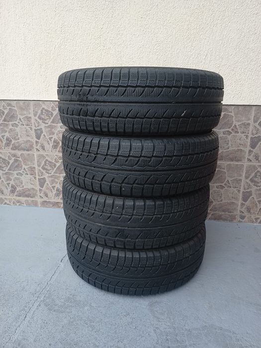 Jante cu anvelope iarna ford kuga sau volvo 235 55 r17