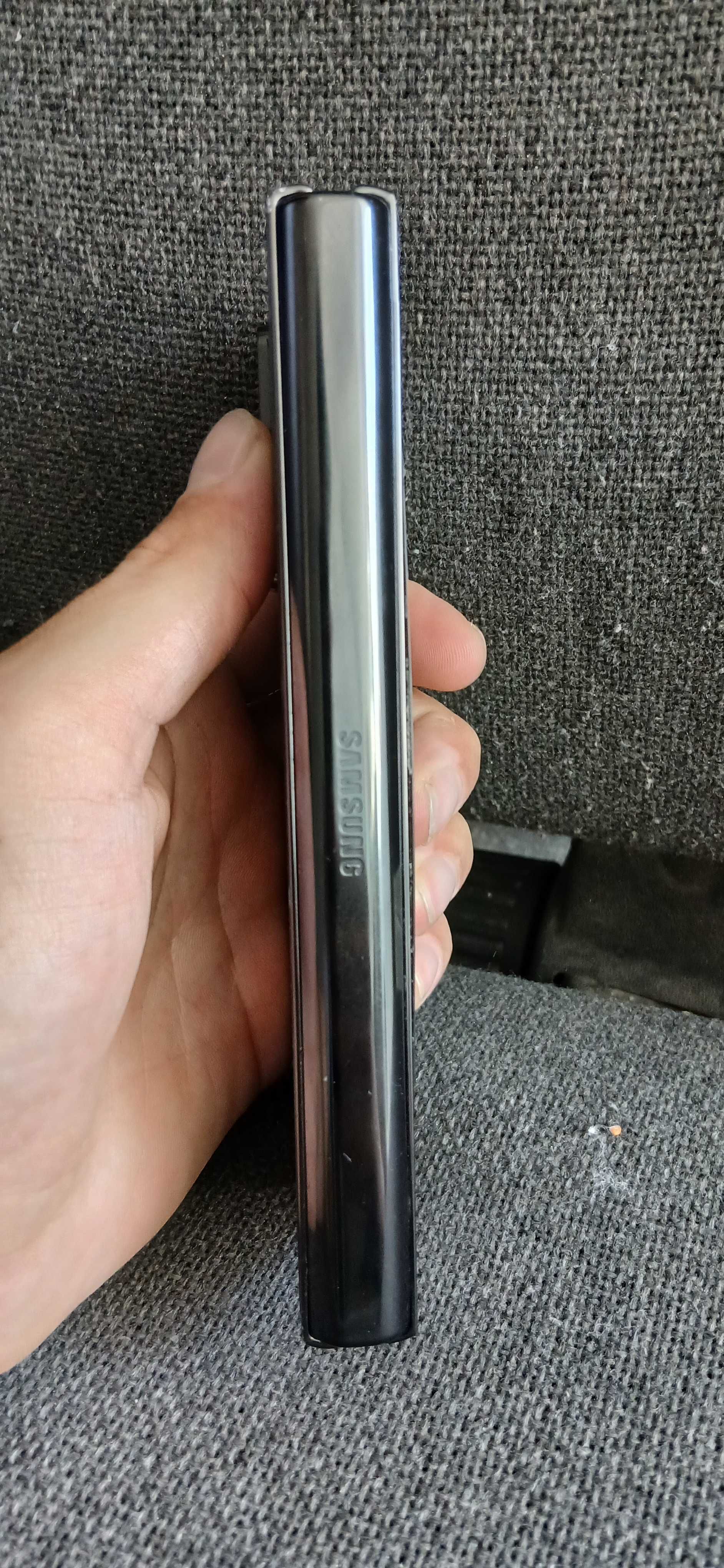 Samsung Z Fold 2