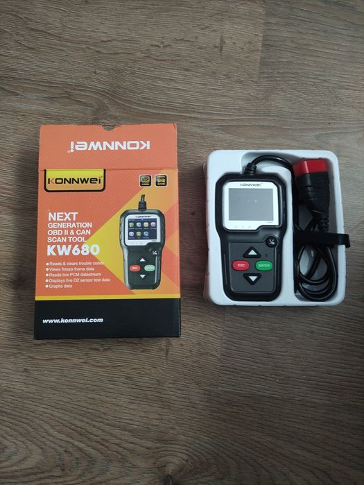 Скенер за автомобилна диагностика Konnwei KW680