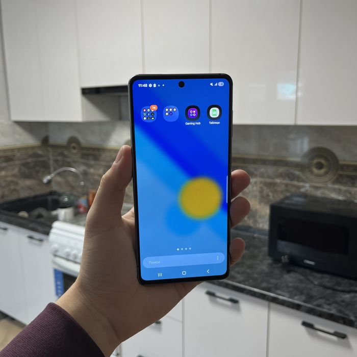 Samsung A73 5G 128/8 gb. Телефон