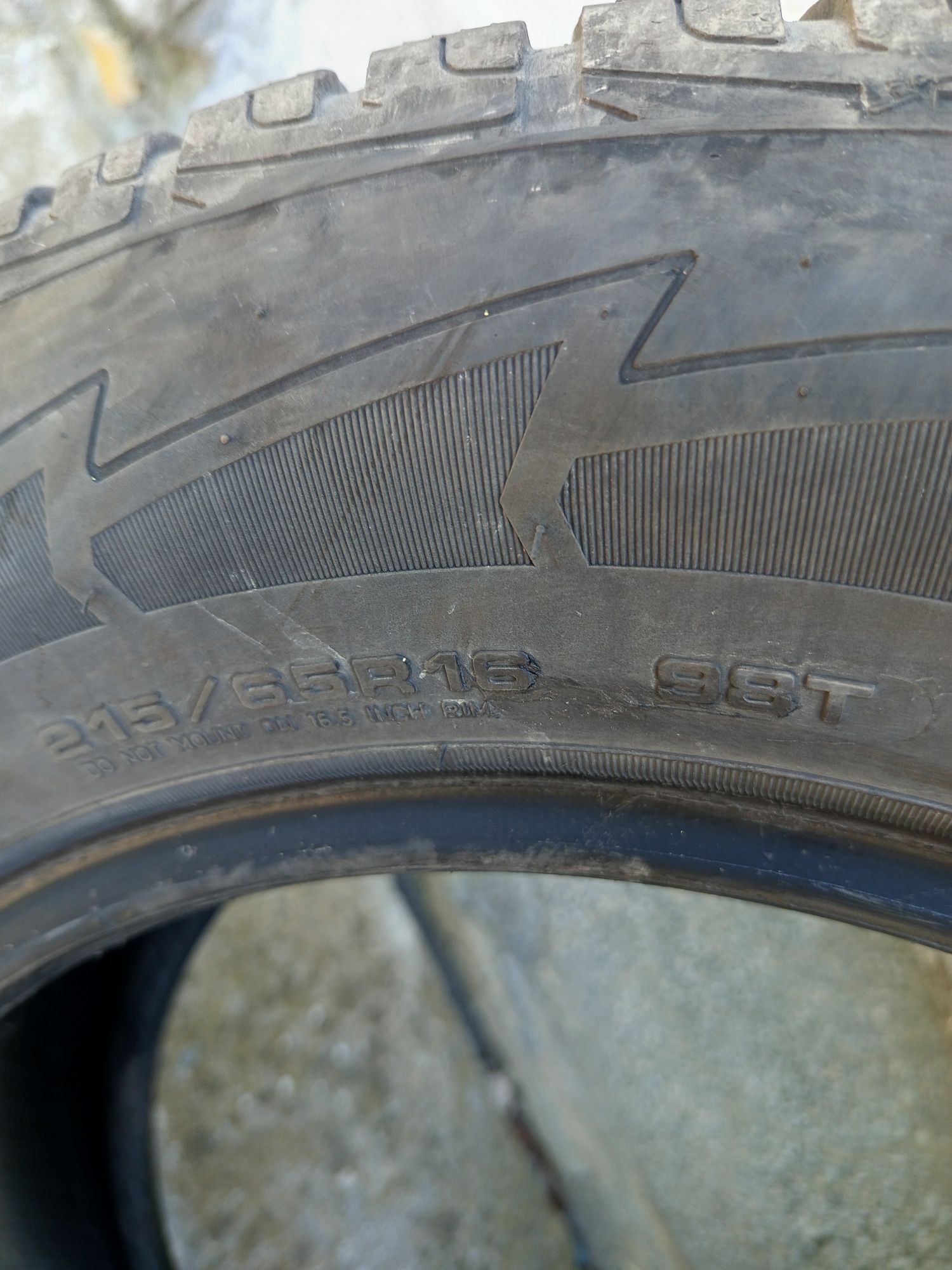 Зимни гуми GoodYear 16
