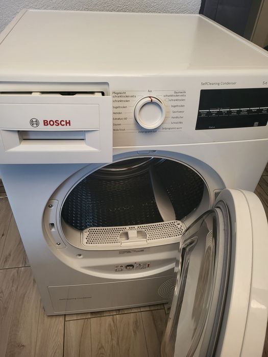 Uscător de haine Bosch serie 6