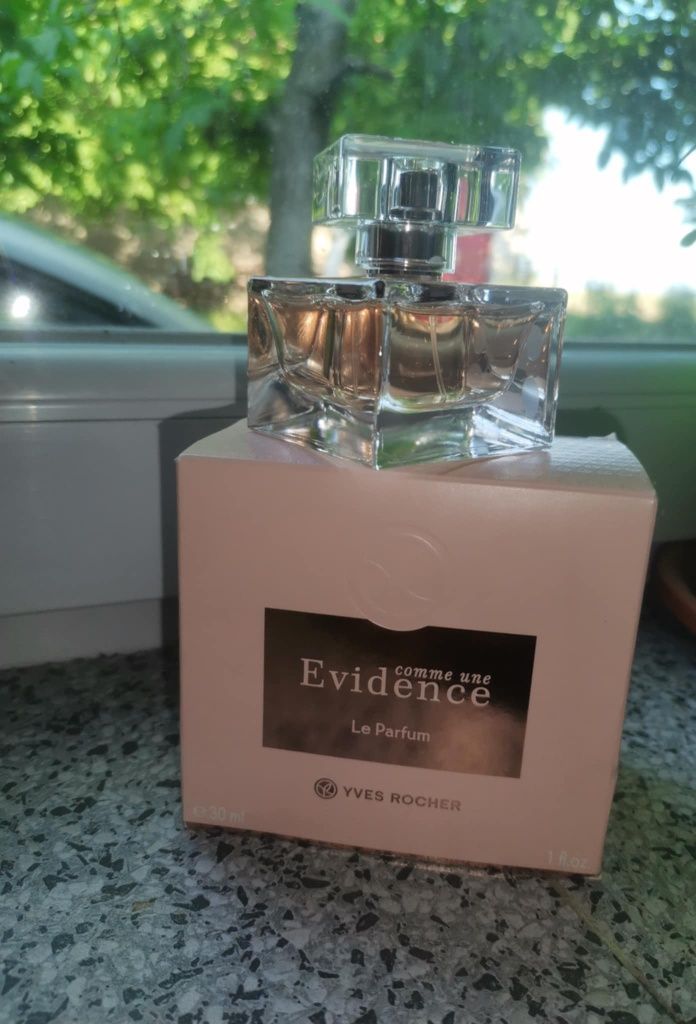 Mon rouge 50ml ,mon rouge bloom in love,comme une evidence 30ml