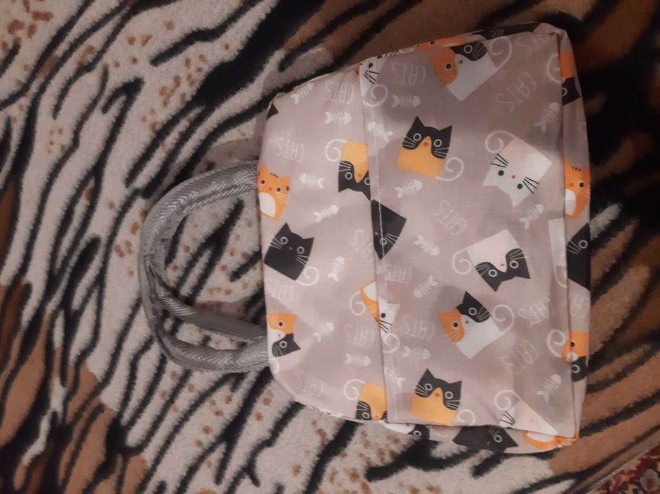 Малка детска термо чанта за храна