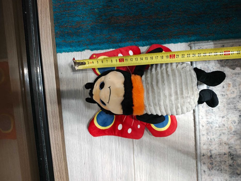 Plusuri diferite modele