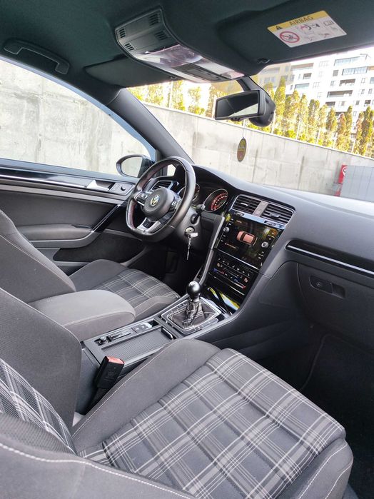 VW Golf 7 Coupe TDI / Kit Maxton / Helix Audio