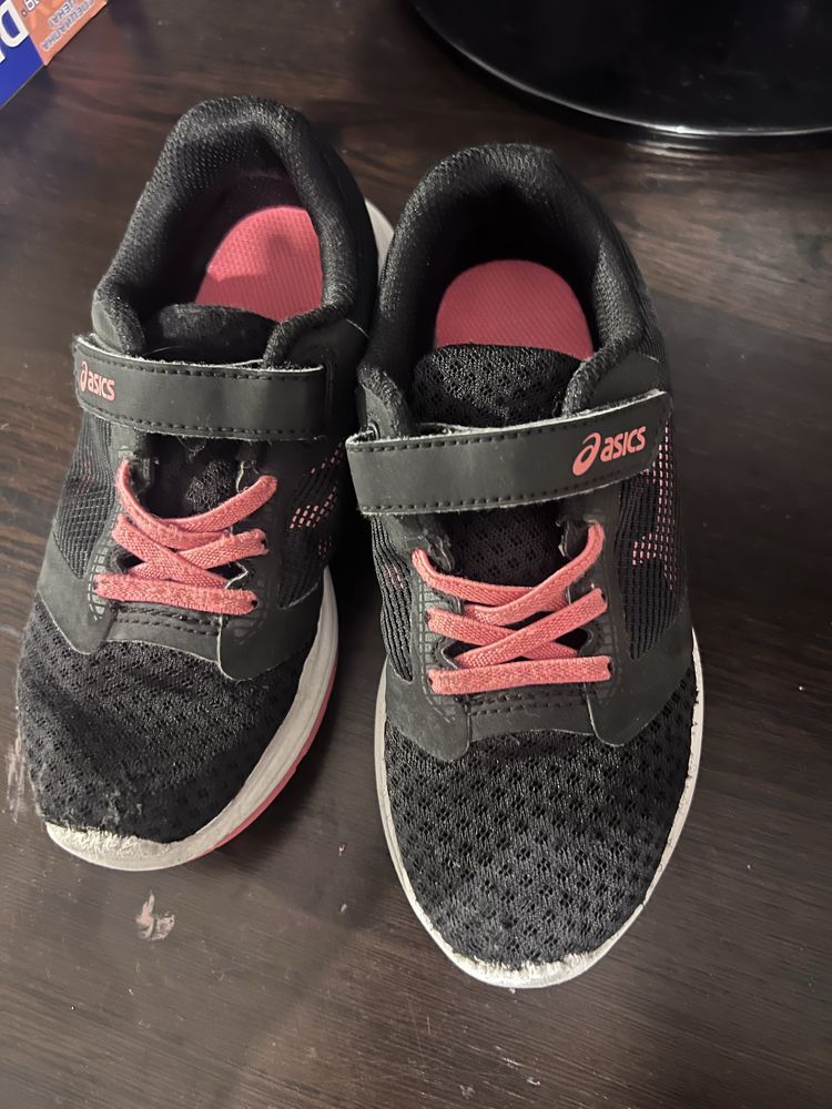 Детски маратонки Asics - номер 30