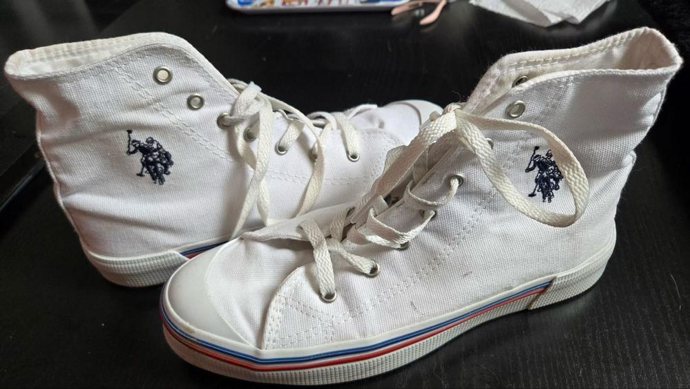 Дамски кецове Adidas