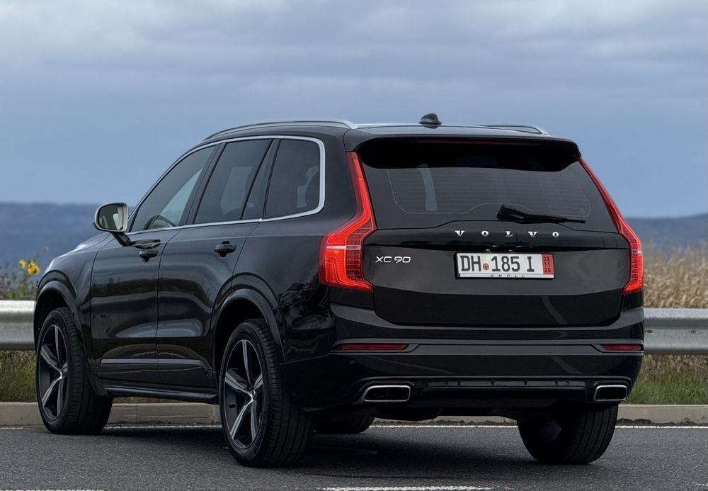 Volvo Xc 90 R-design 2.0 diesel 235 cai 4x4 full options!