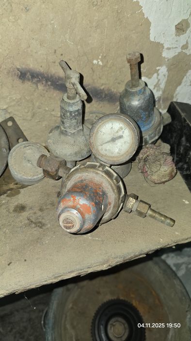 Редуктор кислородный и ацителеновый