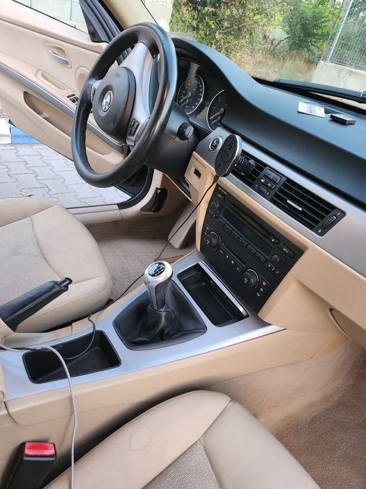 BMW 320 150К.С Бензин  2006