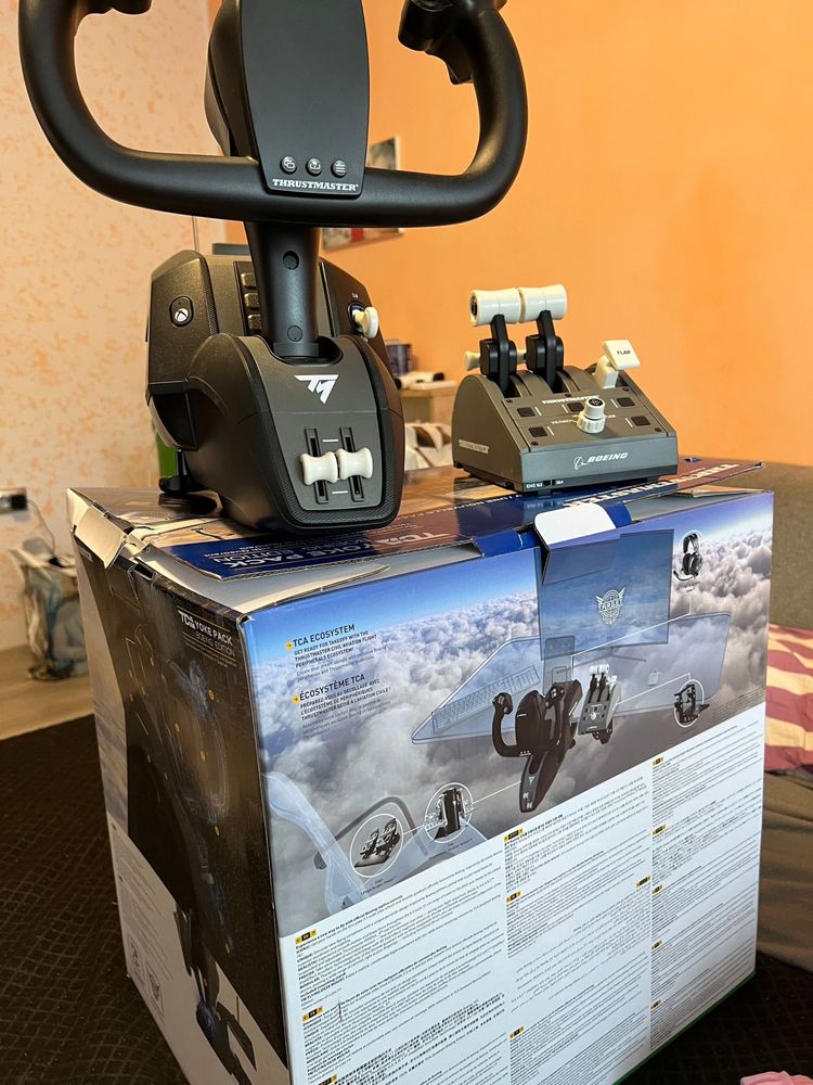 Vând manșa și throttle Boeing Thrustmaster