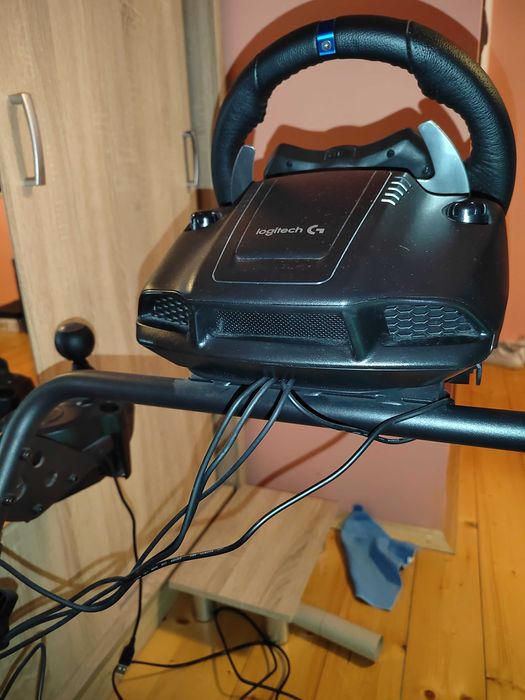 Logitech G29 Driving Force Racing Wheel Волан за PC PS 3 PS 4 PS 5