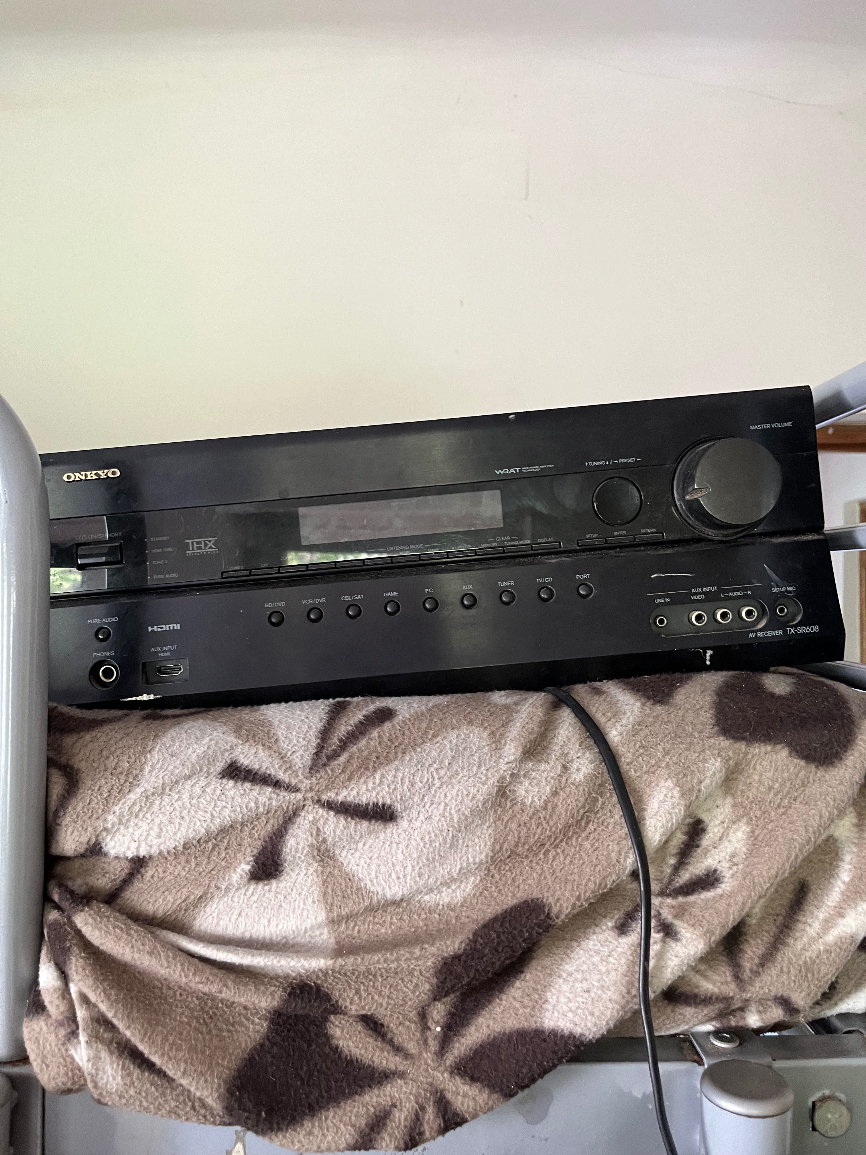 Onkyo av receiver tx-sr608