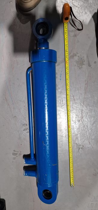 Cilindru hidraulic taf Tractor Forestier cu tija D50mm