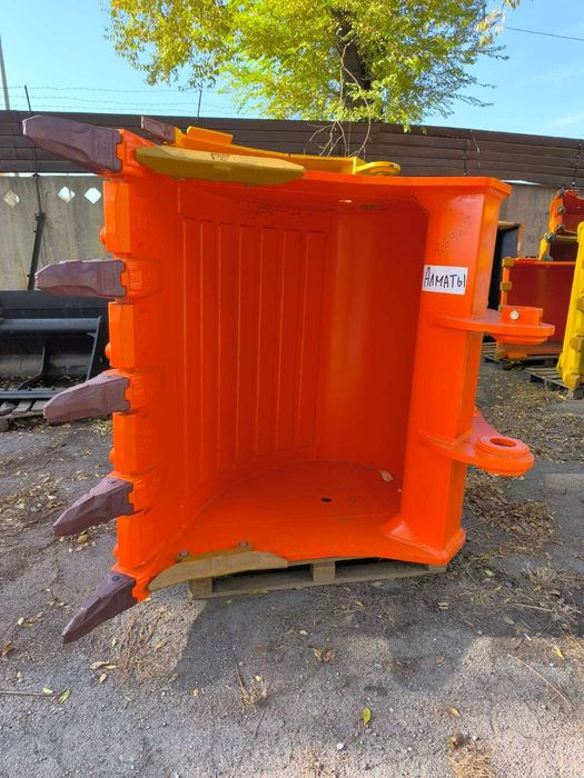 Ковш скальный усиленный V=1,95 m3 для экскаватора HITACHI ZX330,ZX350.