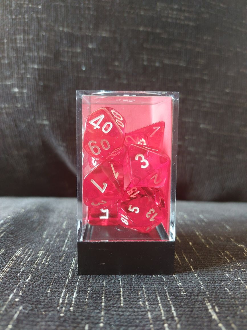 Зарове Chessex polyhedral 7 die set DnD dungeons and dragons