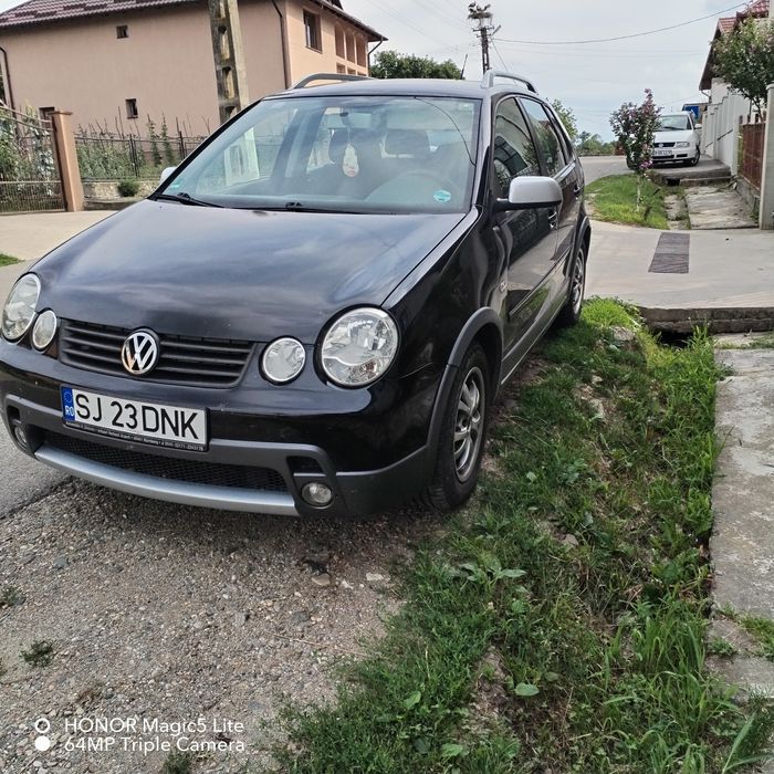 Vând polo cross 1.4 tdi