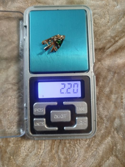 Залатой Серги продаю Тилла зирак