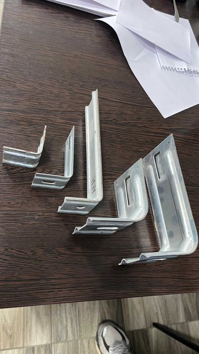 Крепежный кронштейн 150×1,2 мм | Новый | В наличии