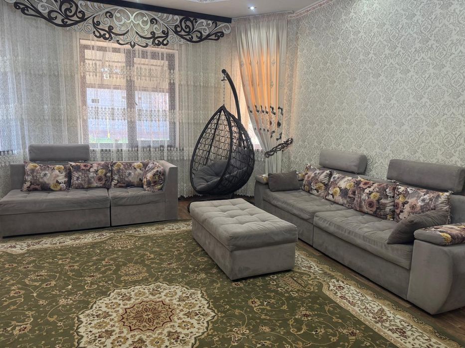 Диван для гостиной