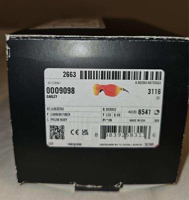 Ochelari de soare Oakley Subzero - Fibră de carbon Prizm Ruby NOI