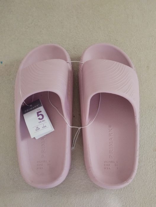 Примарк-нови с етикет