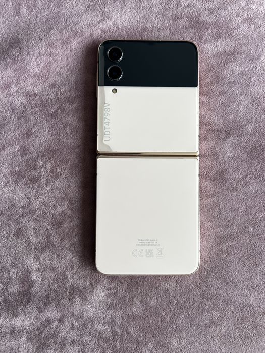 Samsung Z Flip 4