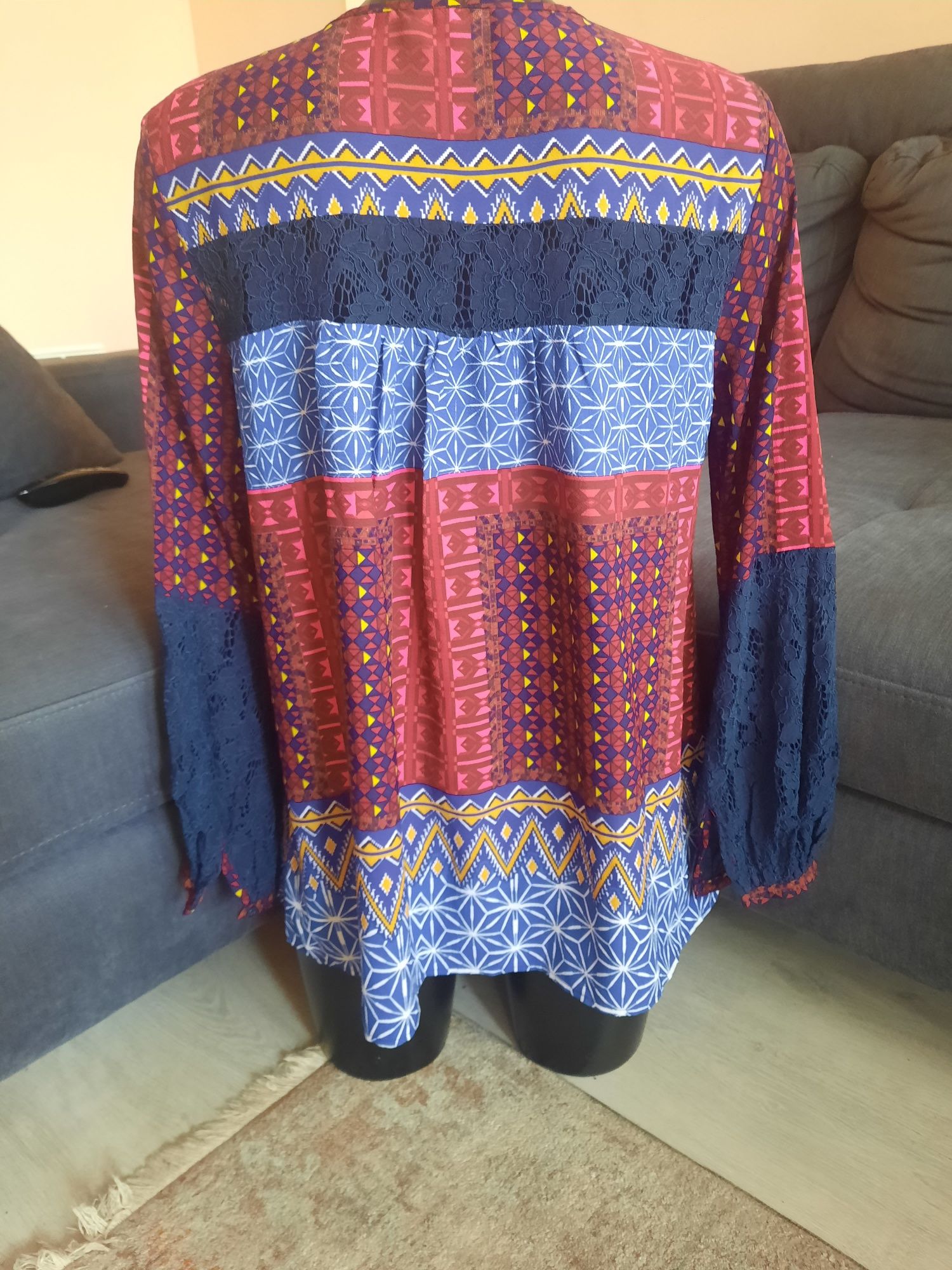 Блуза с дантела Desigual
