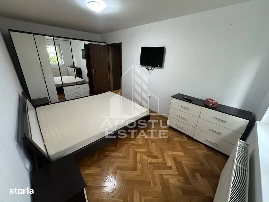 Apartament cu 4 camere, 2 bai, 2 balcoane,decomandat,Spitalul Judetean