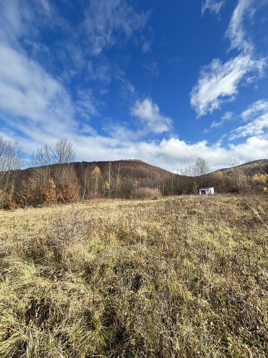 Teren intravilan-Vânători zona fostei pârtii