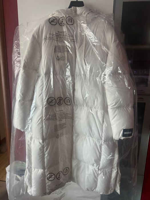 Зимно яке BOSS ново