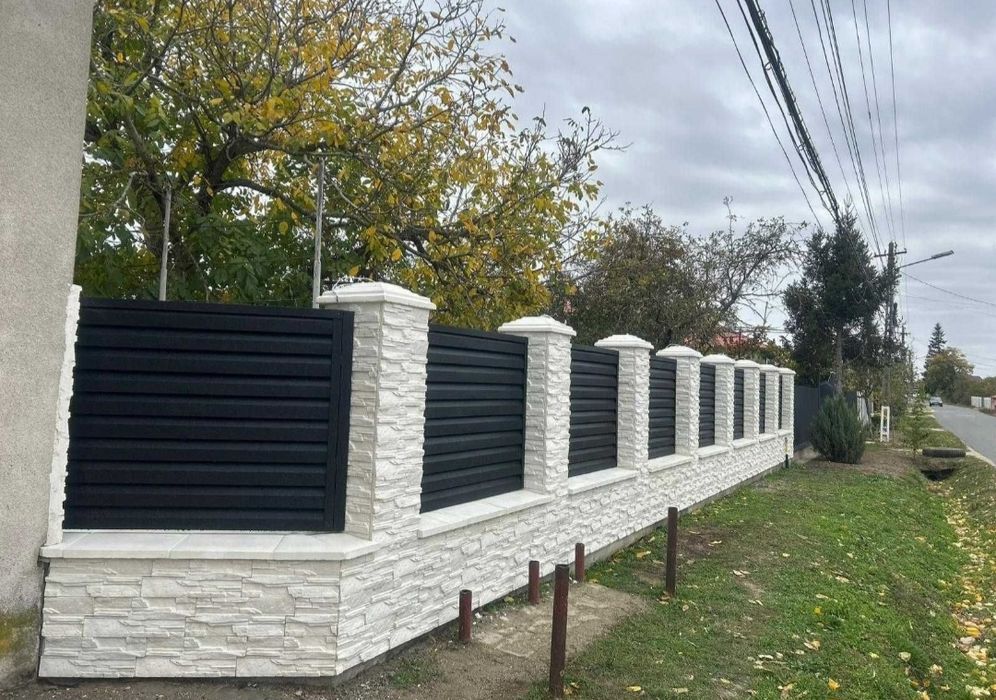 Garduri și porți detalii la telefon