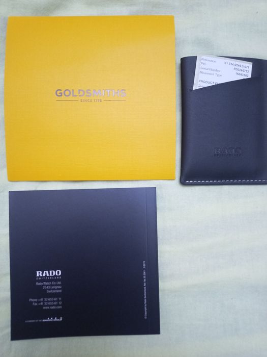 Дамски часовник Rado Automatic 18k yellow gold с 12 диаманта