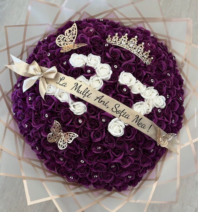 Buchete de trandafiri imperiali cu crystale!