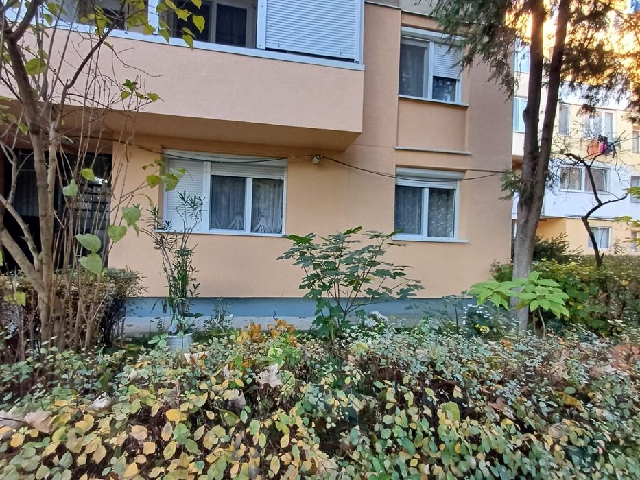 Apartament 2 camere parter str Postavaru
