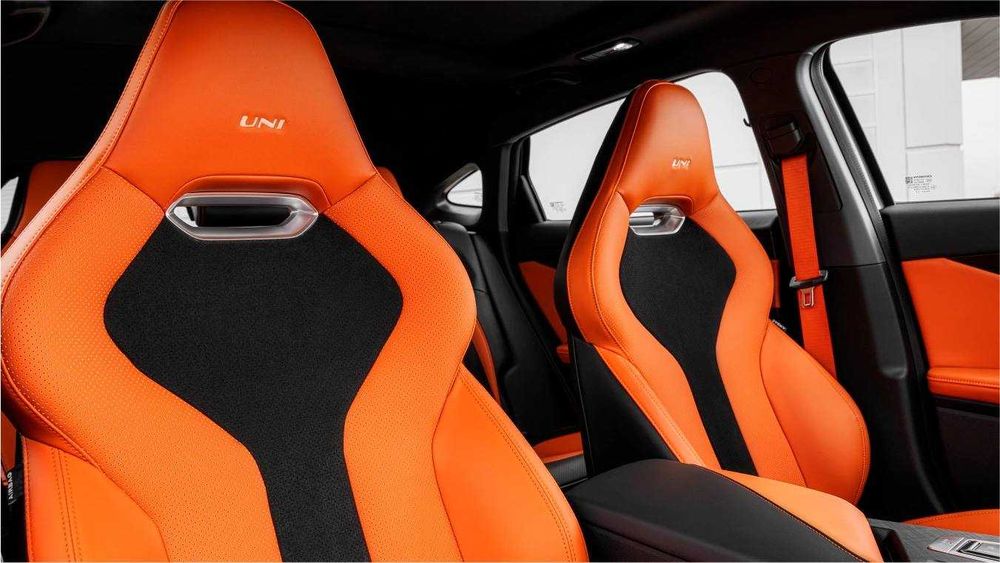 Chaangan UNI-V янги спорткар энди андижонда