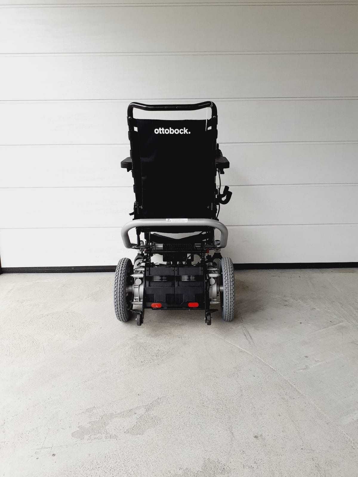 Carucior electric invalizi PLIABIL cauciucuri noi Otto A 200 (folosit)