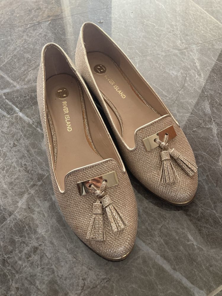 Обувки River Island Gold