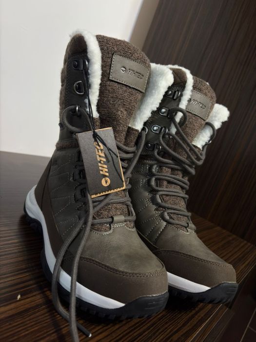 Cizme waterproof cu blana HI-TEC