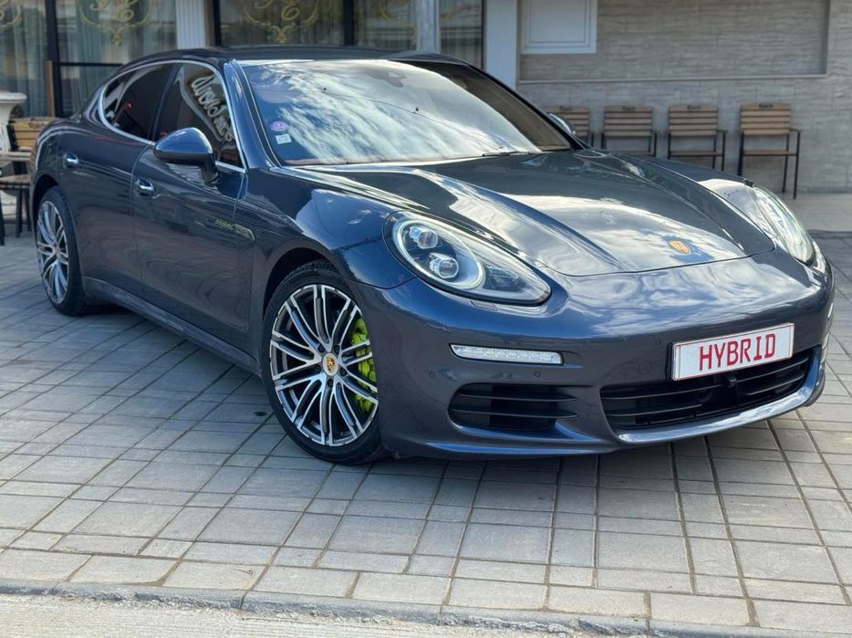 Porsche Panamera E-Hybrid Plug-in/Model 2015/Euro6/421cp/VARIANTE