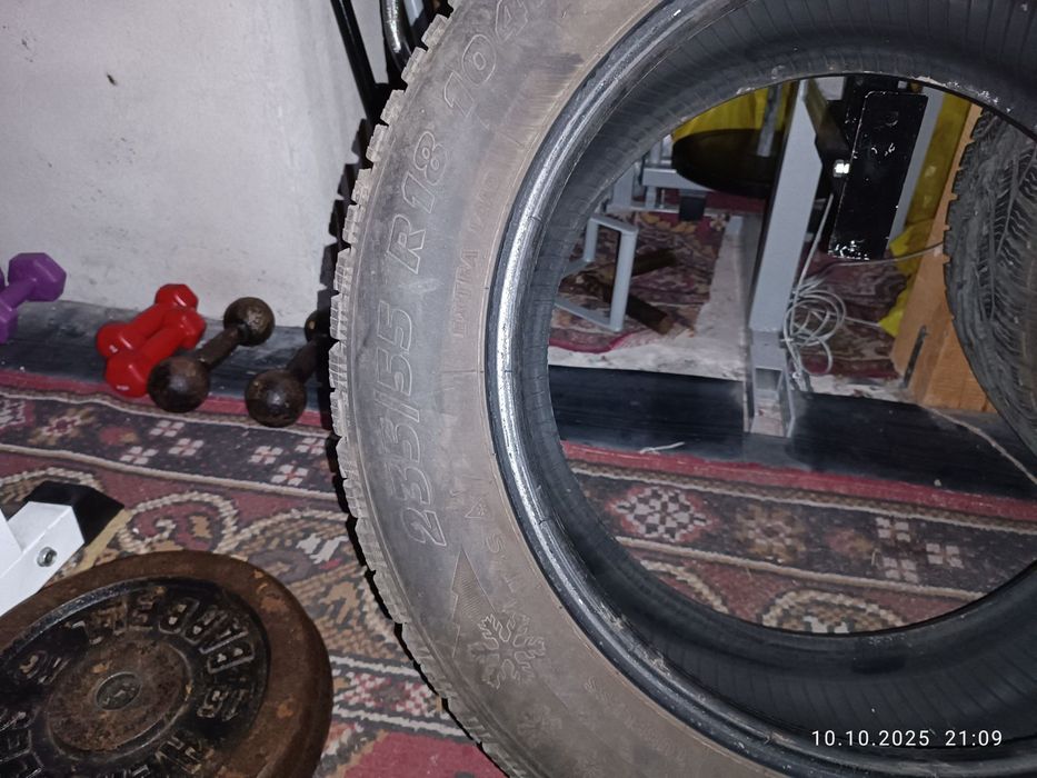 Гуми 235/55 R 18